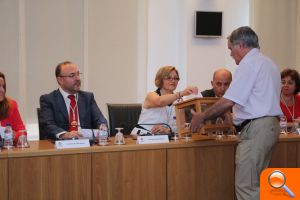 Vila-real constituye la nueva corporación y vuelve a investir alcalde a José Benlloch para el mandato 2015-2019 - (foto 9)